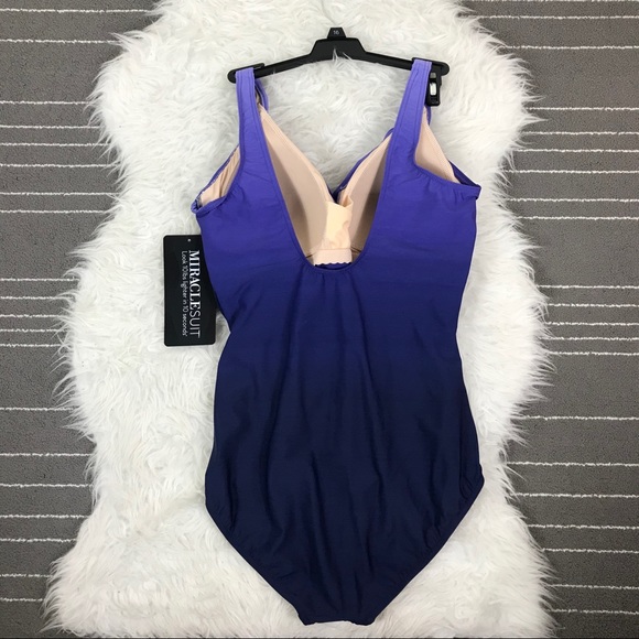 Miraclesuit slimming ombré swimsuit - Picture 4 of 6